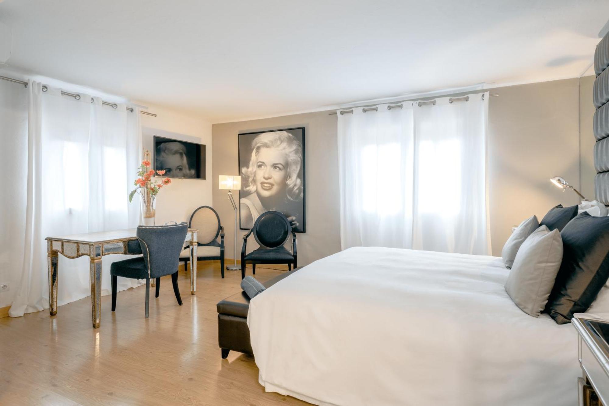 Hostal Parque Ibiza Pokoj fotografie