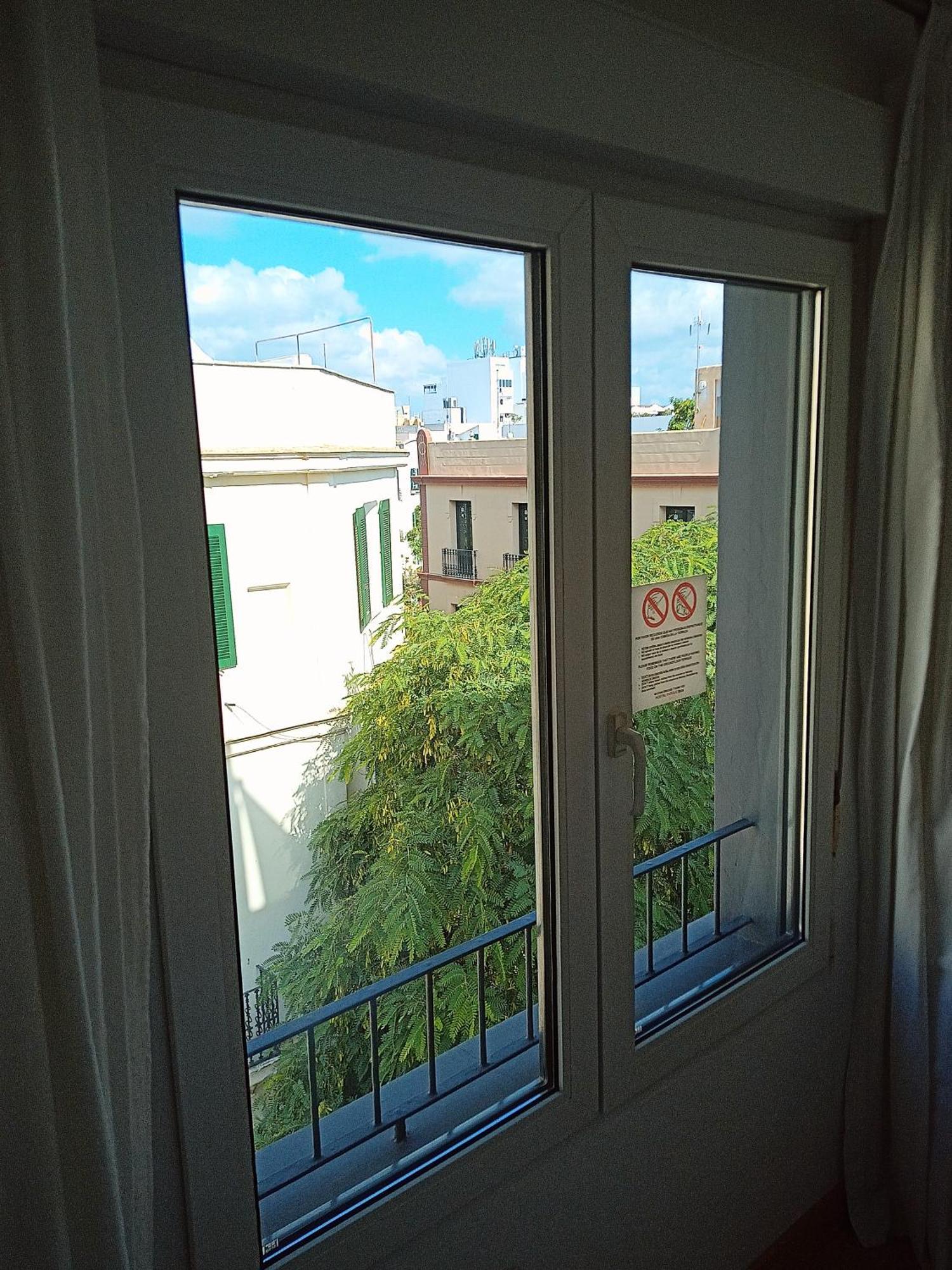 Hostal Parque Ibiza Pokoj fotografie